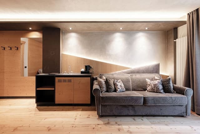 Superior Suite (New)