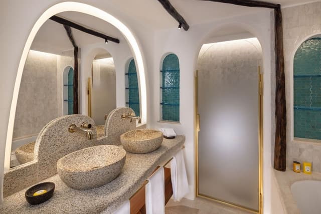 Luxury Suite, 1 King Bed, Sea View (Contemporary, Terrace)