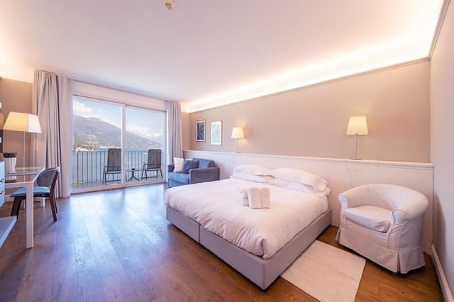 Junior Suite, Lake View