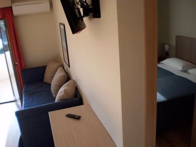 Suite (Family)