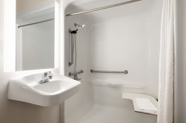 Studio Suite, 2 Queen Beds, Accessible (Comms Accessible. Roll-In Shower)