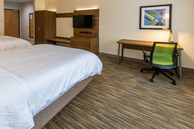 Standard Room, 2 Queen Beds