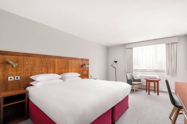 Premium Room, 1 Queen Bed
