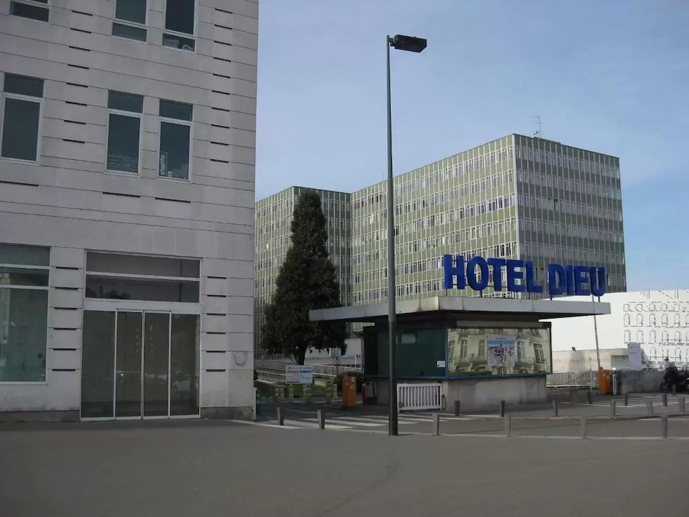 Hotel Renova2