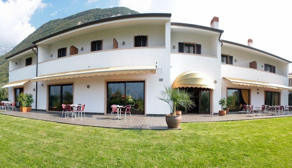 Hotel Residence Alesi2