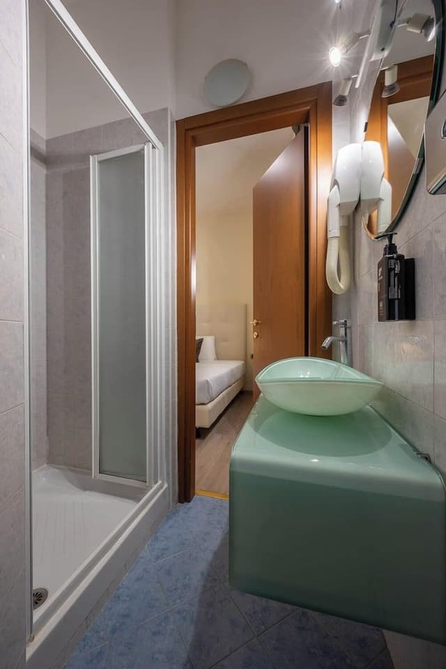 Standard Single Room