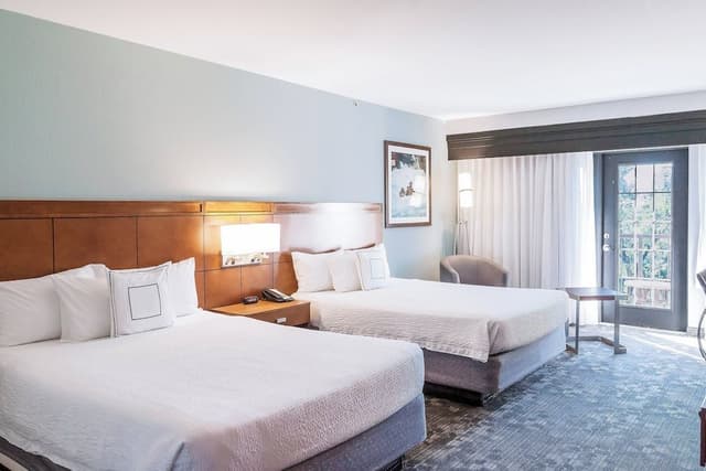Room, 2 Queen Beds, River View (Balcony)