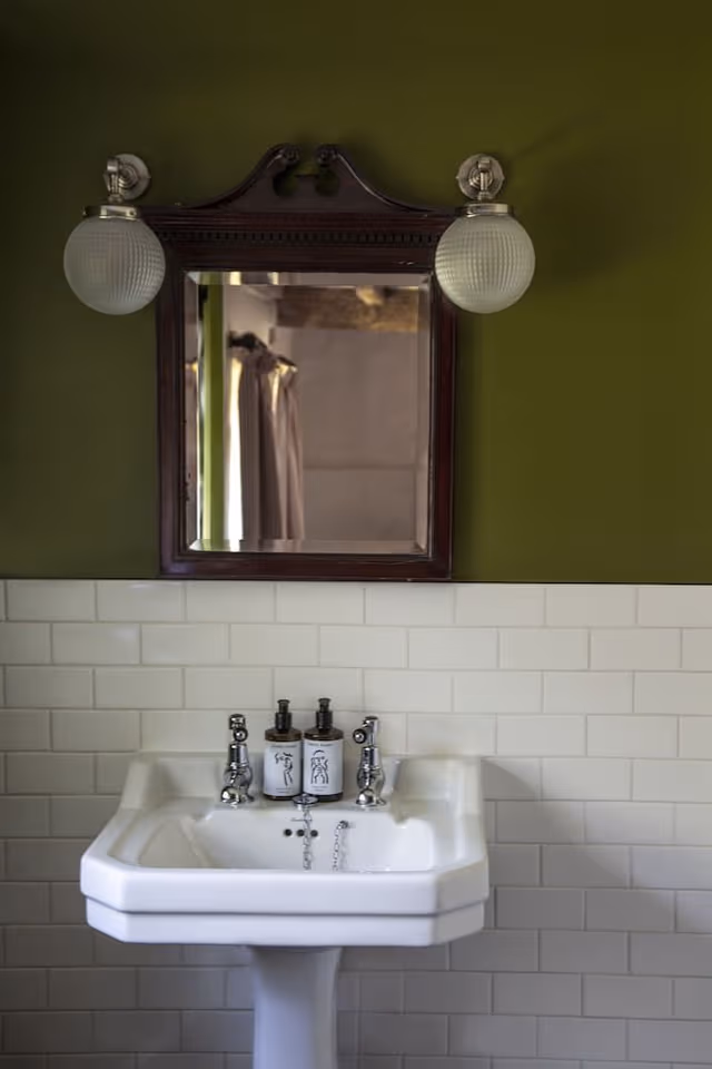 Basic Double Room, Private Bathroom