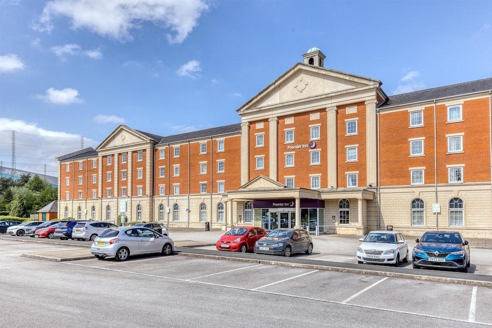 Premier Inn Manchester Trafford Centre West1