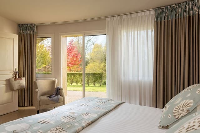 Suite, 2 Bedrooms, Connecting Rooms (no air conditioning)