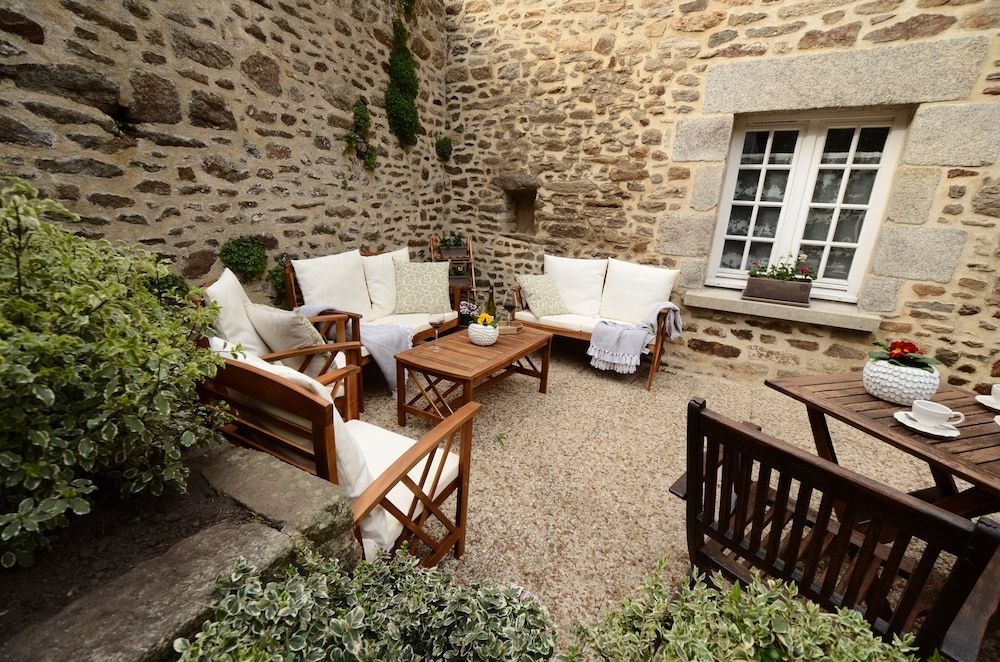 Hotel De La Porte Saint-Malo4