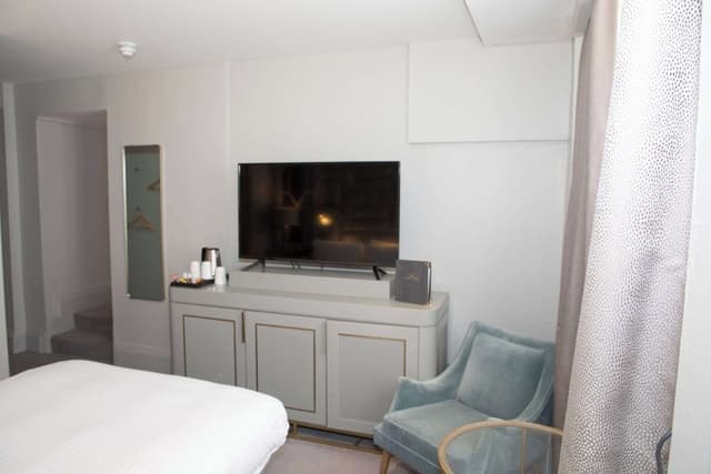 Triple Room (BOUTIQUE)