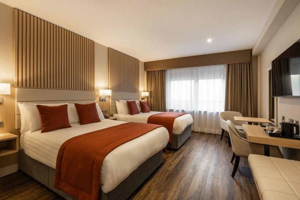 Ramada Da Vinci's Hotel4