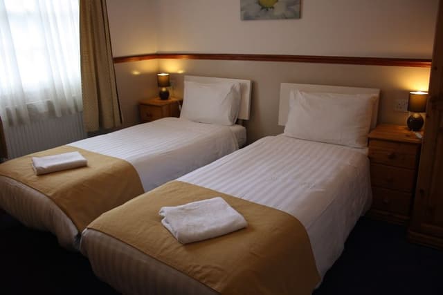 Twin Room, Shared Bathroom