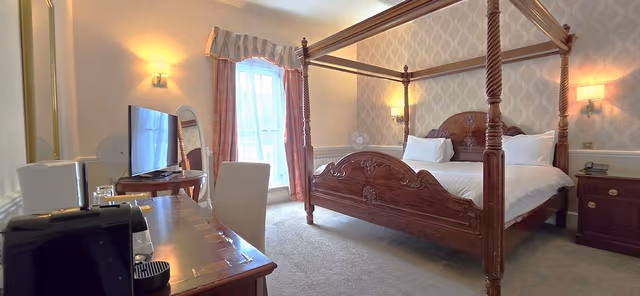 Manor House Four Poster Room