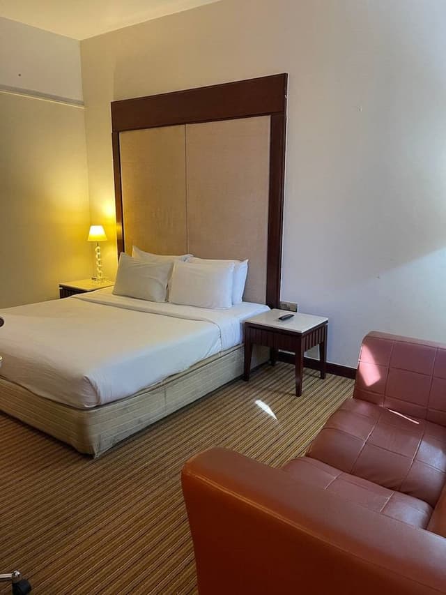 Deluxe Premier Room