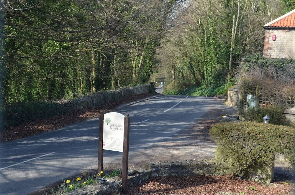 East Ayton Lodge0