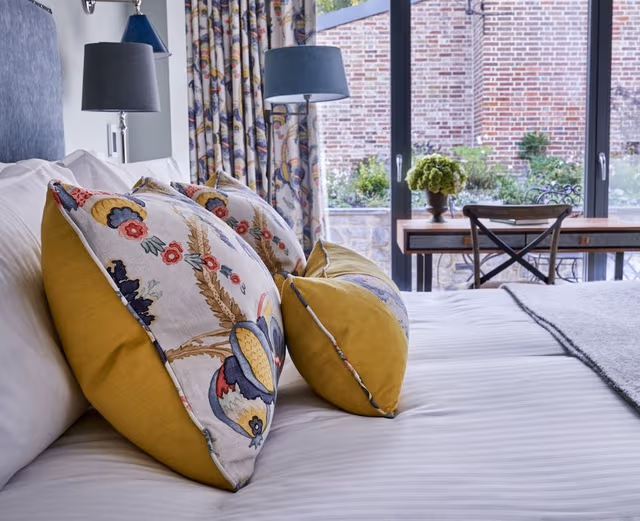 Room (Courtyard Retreat)