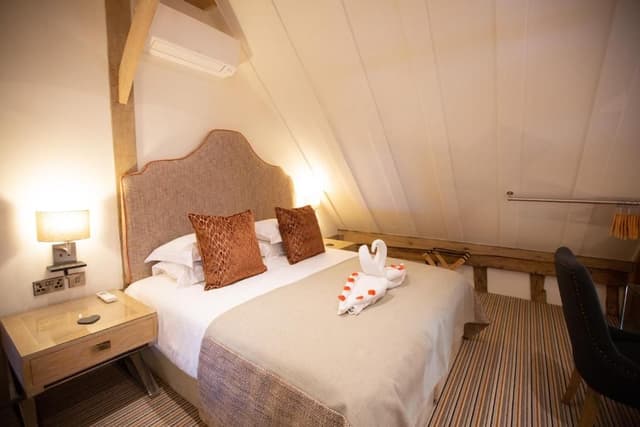 King Suite with Spa Bath