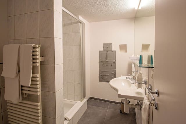Suite, 2 Bedrooms, Mezzanine