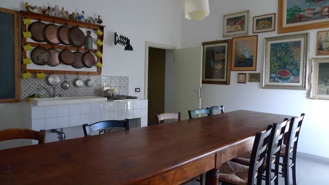 Grand Apartment, 4 Bedrooms, Kitchen, Tower