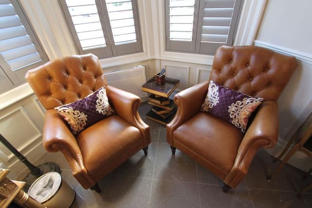 Double Room, Ensuite (Versailles)