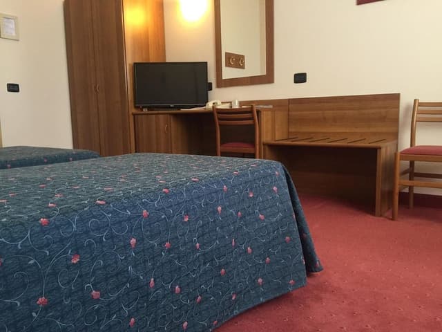 Standard Double Room (+ 1)