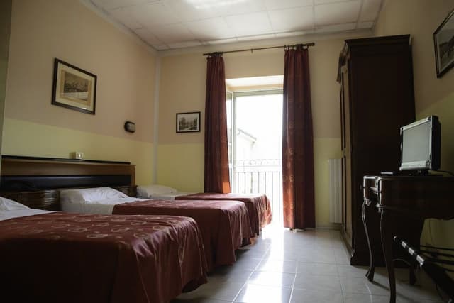Triple Room