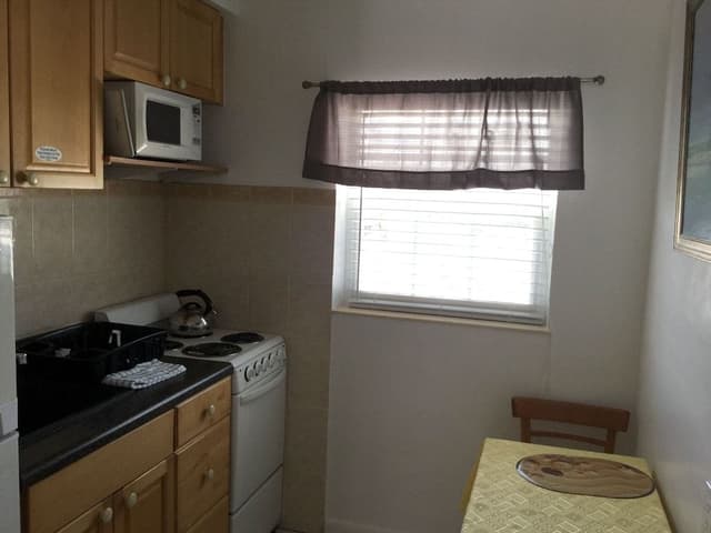 Standard Room, 1 Queen Bed