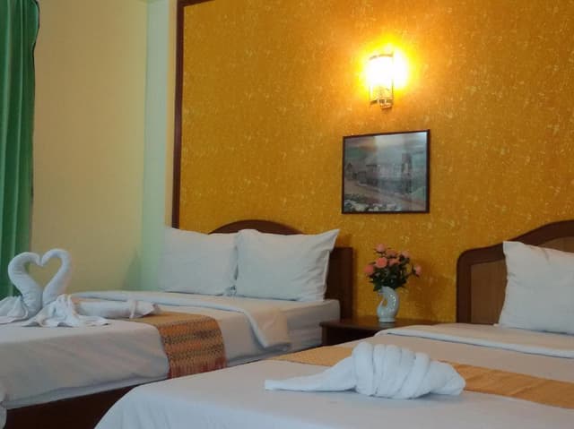 Deluxe Twin Room