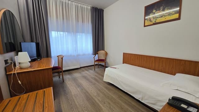 Basic Single Room, 1 Twin Bed