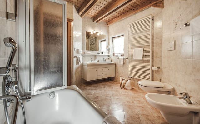 Family Suite Sacun with balcony and Dolomite view