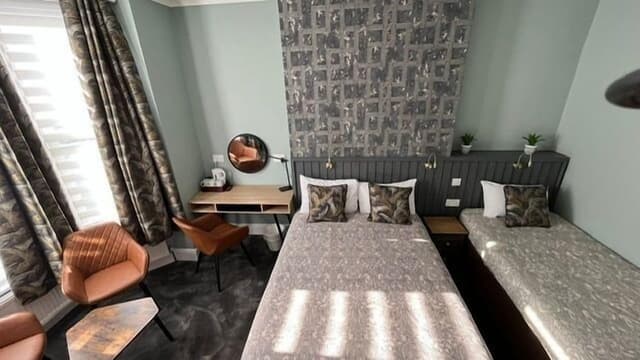 Triple Room, Ensuite (Double and Single Beds)