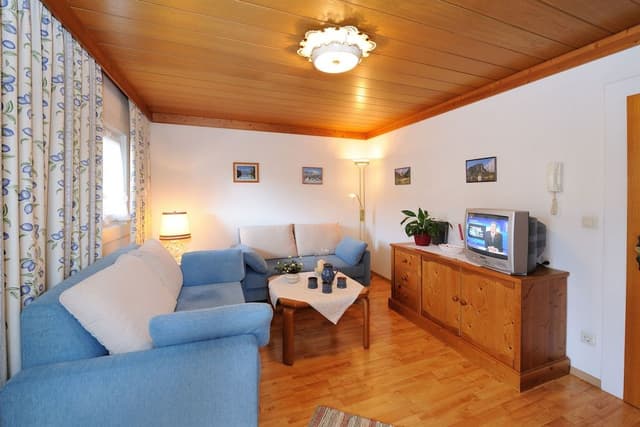 Standard Apartment, Annex Building