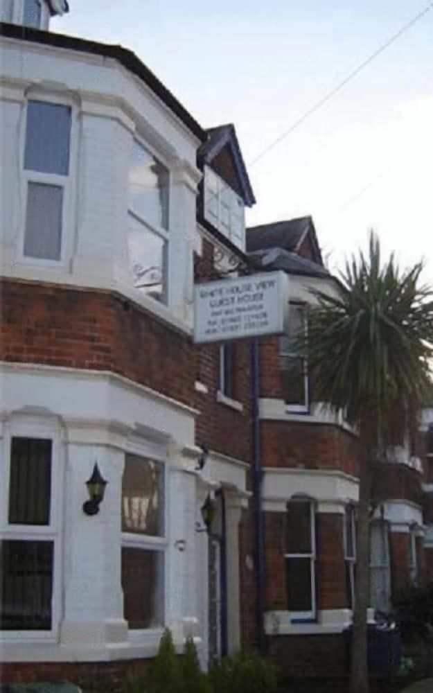 White House View Guest House1
