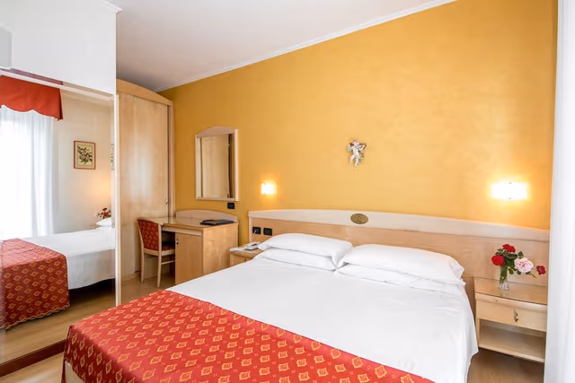 Comfort Double or Twin Room, Partial Sea View (Private Beach Access)