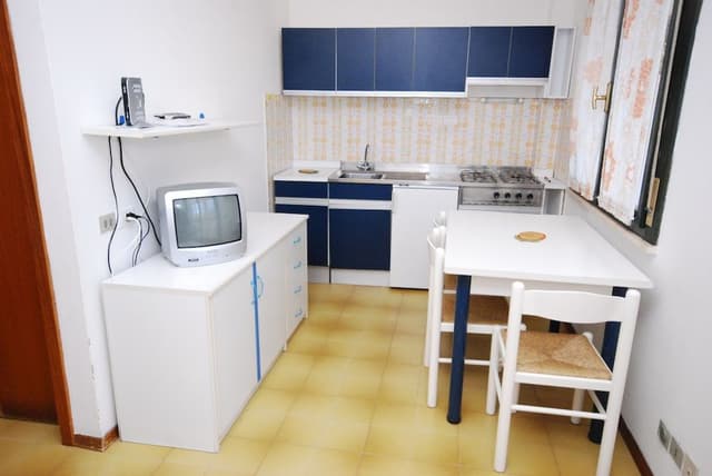 Studio (A-3)