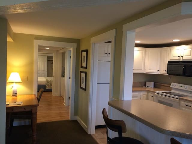 Triple Queen Kitchen Suite