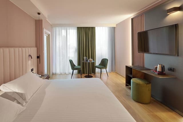 Deluxe Double or Twin Room...