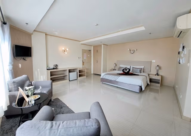 Junior Double Room