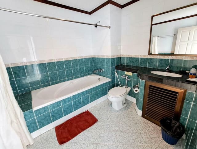 Premier Double Room, Bathtub, Mountain View