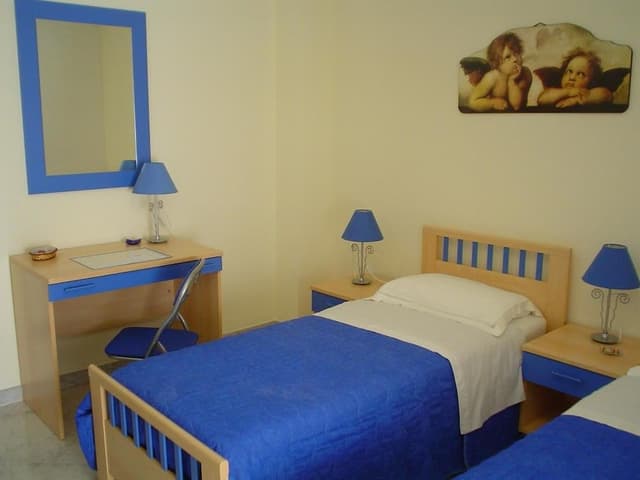 Single Room