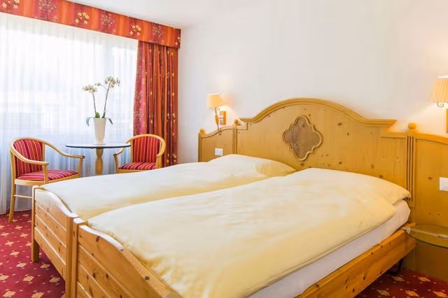 Double Room, Balcony (South)