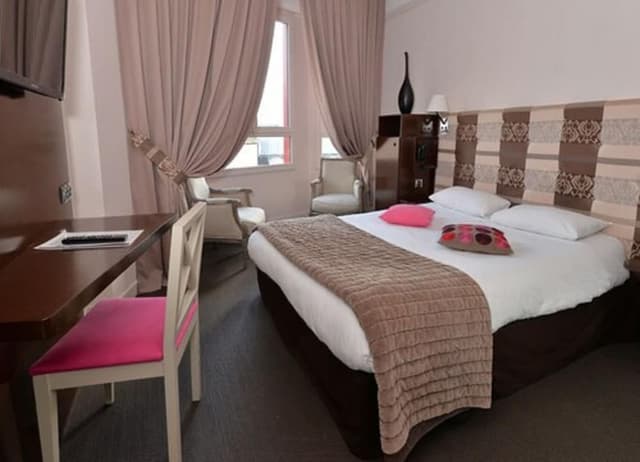 Comfort Twin Room + City View