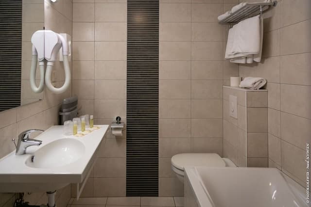 Comfort Triple Room, 1 Bedroom, Private Bathroom