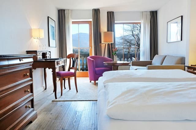 Deluxe Double Room, Balcony, Mountain View
