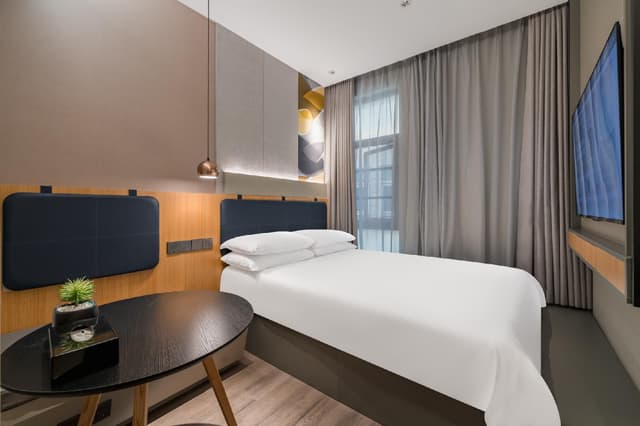 HOM - Business 1 Bed Room