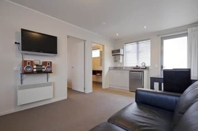 Standard Suite, 1 Bedroom, Non Smoking, Kitchenette