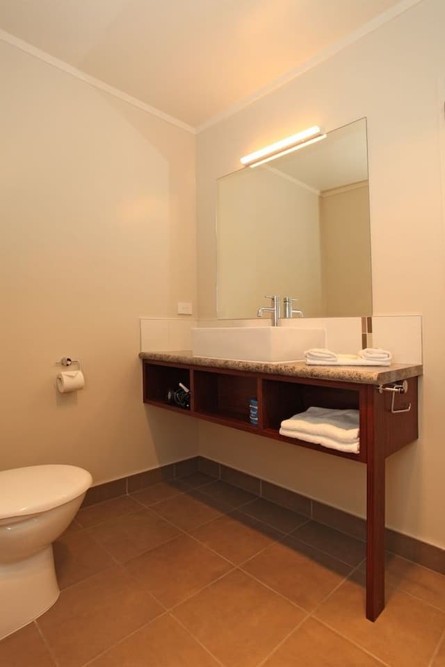Standard Suite, 1 Bedroom, Non Smoking, Kitchenette