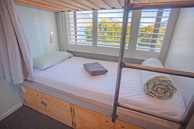 Private En-Suite Room for Six People
